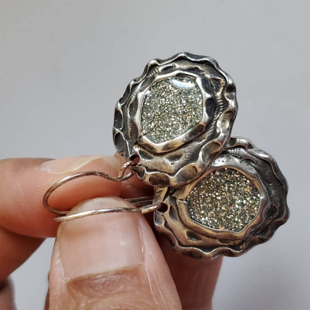Vintage Silvery Jewelry Earrings.